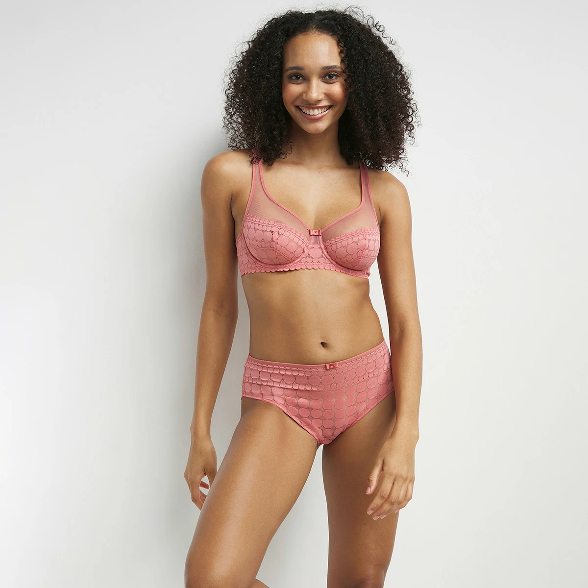 Soutien-gorge Emboitant Dentelle à Pois Rose Generous Edition Limitée – Image 4