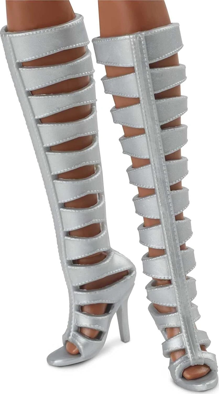 Barbie Signature Poupée Articulée Aux Long Cheveux Roux Blouclés – Image 6